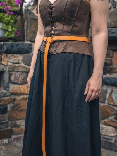 Trollfelsen Mittelalter Gewandung Schmaler Ringgürtel Rotbraun